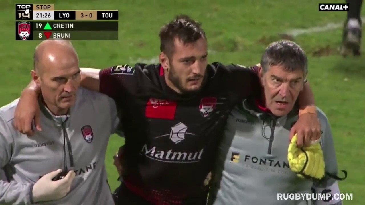 Talalelei Gray protects injured opposition player after nasty injury