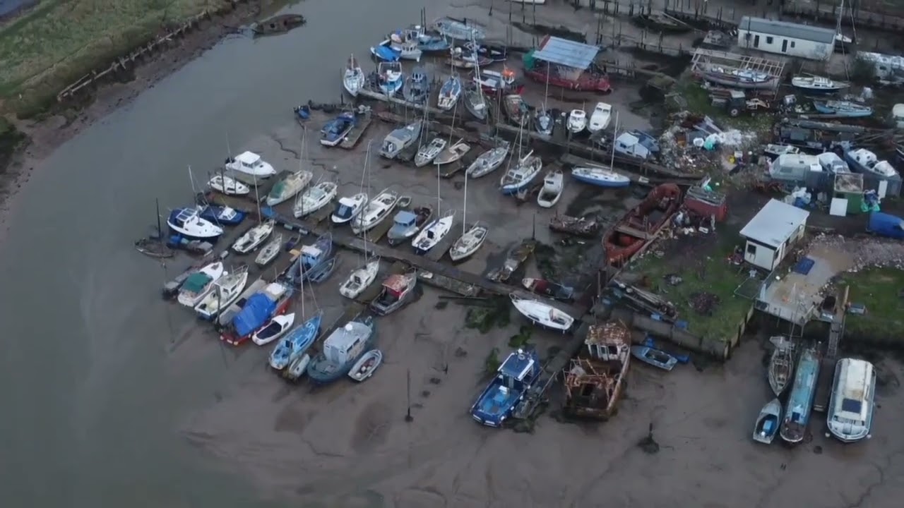DJI mini 2 cinematic footage of faversham creek in Kent