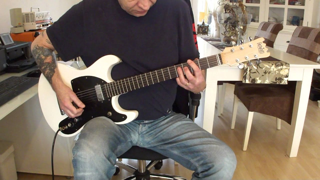 How to play Bonzo goes to Bitburg a.k.a. My Brain Is Hanging Upside Down (Ramones)