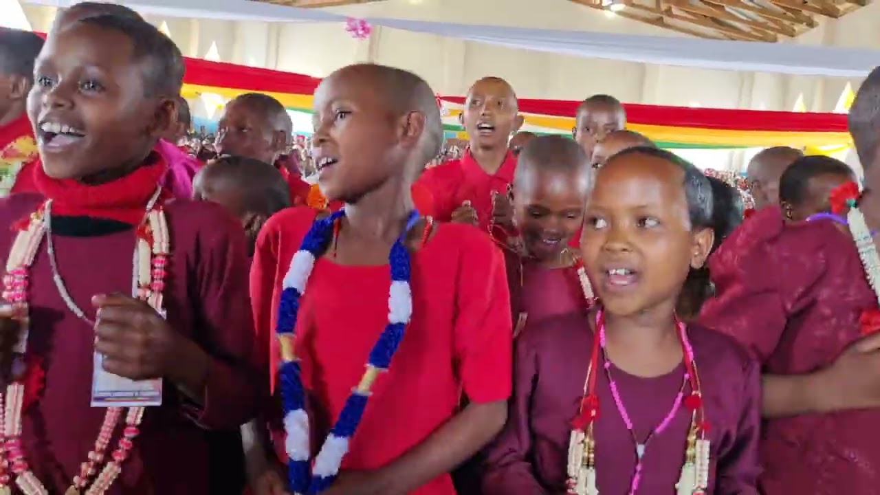 BURUDANI YA WATOTO ....ATENI LARI...NI BALAA.