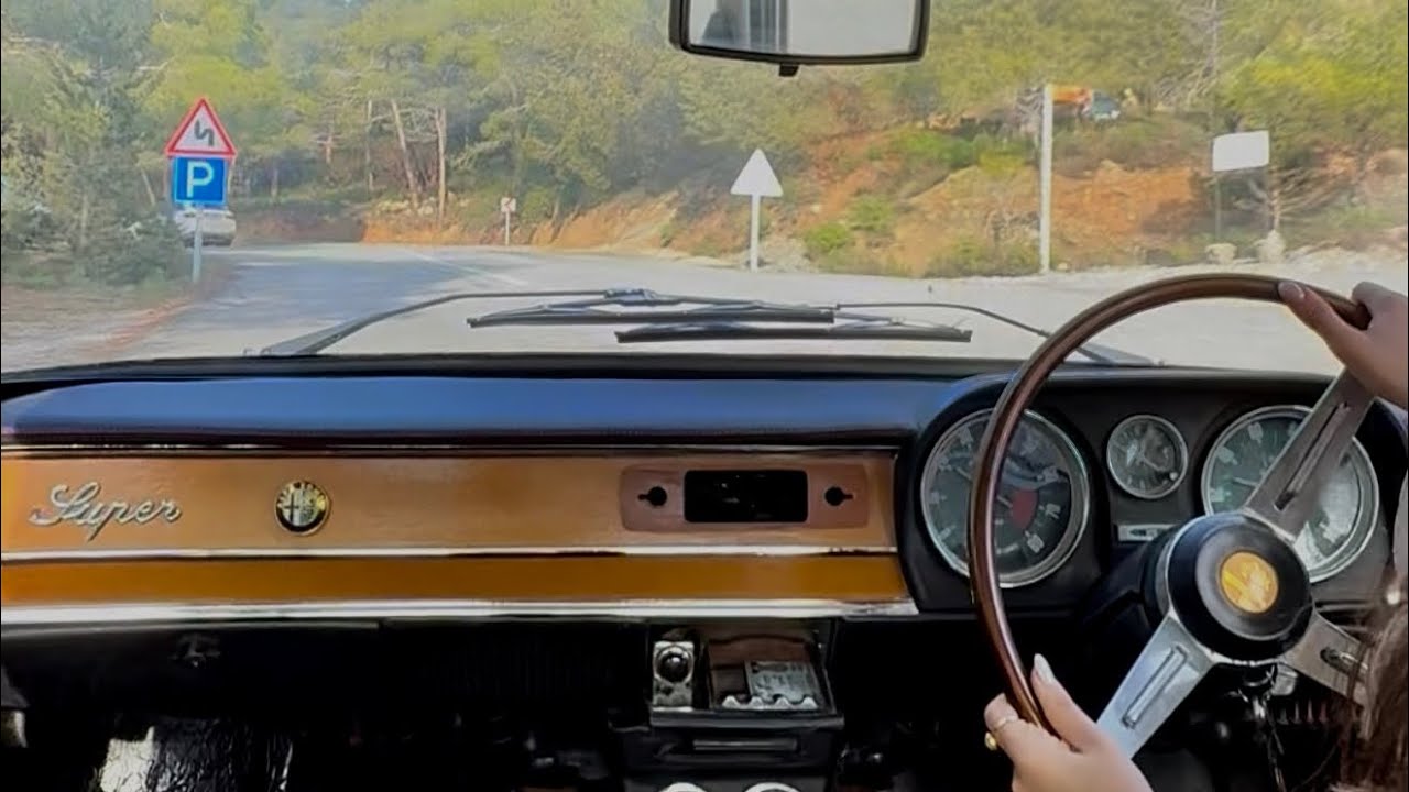 Alfa Romeo Giulia Super 1971- Mountain Roads