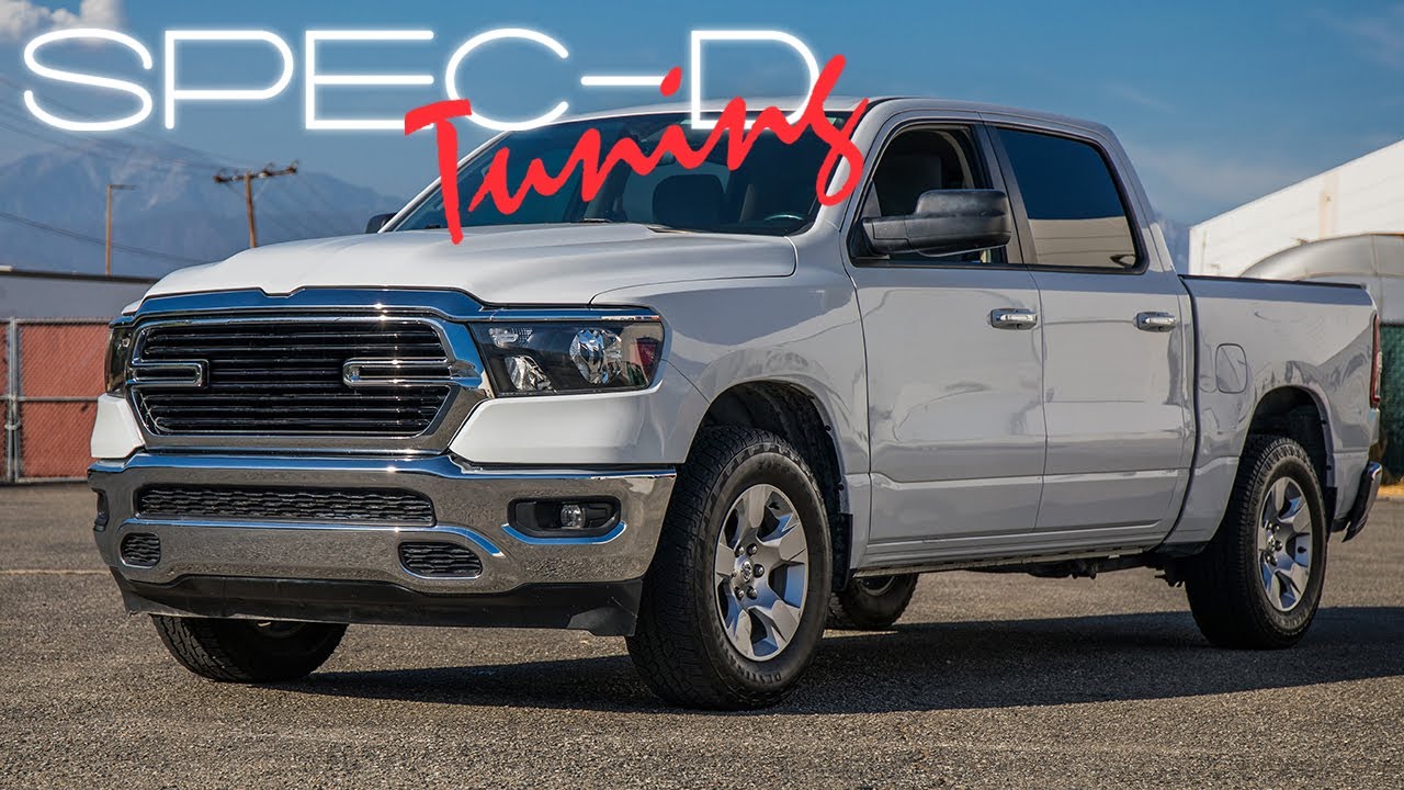 SPECDTUNING INSTALLATION VIDEO: 2019-UP DODGE RAM 1500 OE STYLE HEADLIGHT