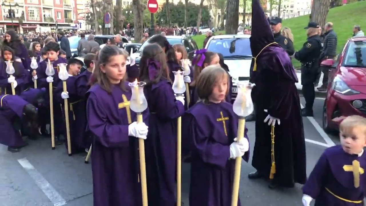 Procesión Jesús Nazareno (Hdad y cofradía Jesús Nazareno Oviedo) 2023