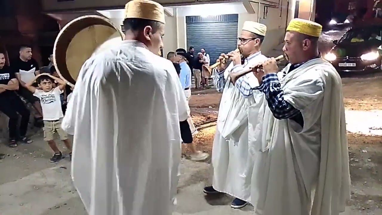 Iḍebbalen at Abbas (Troupe Khaled Herroug)