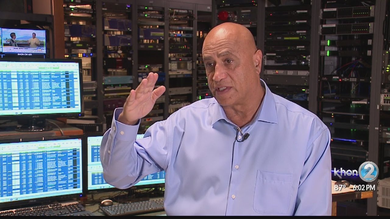 United pilot recalls averting airline disaster