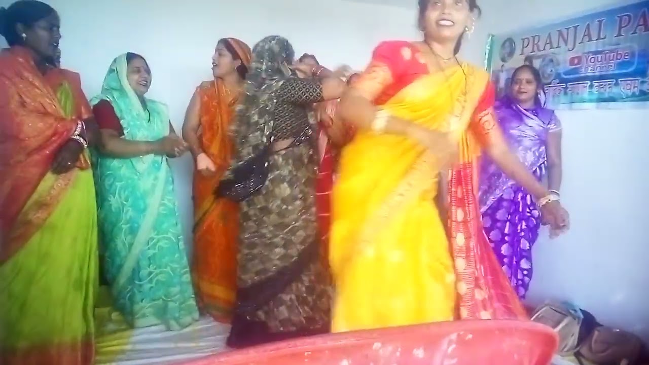 Shashu pisa na ho haradiya bahut daradiya hola na #chutkula #song #dance #bhojpuri #sohargeet #short