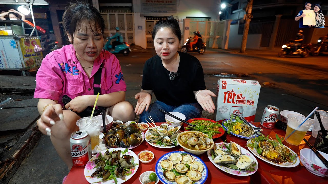 Chỉ 200k ăn no nê Ốc Đêm bình dân 30k của Chị Chủ quán vui tính thật thà ở Sài Gòn