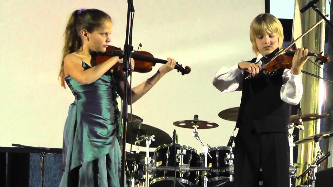 Five Pieces For Two Violins and Piano 1 Prelude oraz 2 Gavotte, Dmitri Shostakovich