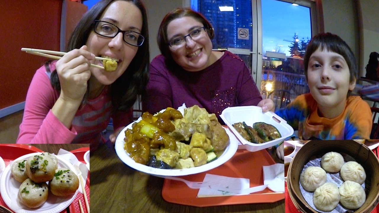 Soup Dumplings And Chinese Food | Gay Family Mukbang (먹방) - Eating Show
