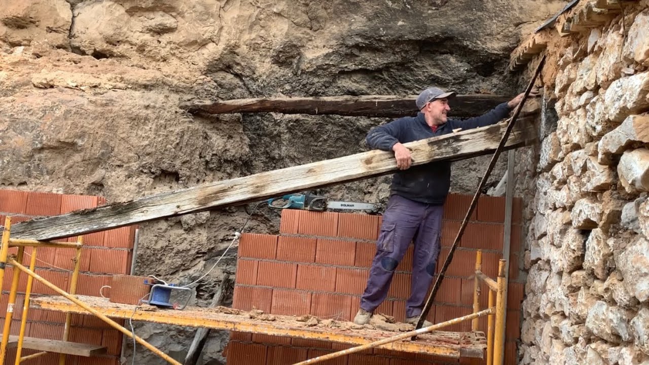 Restaurando una cabaña en el pueblo parte 3