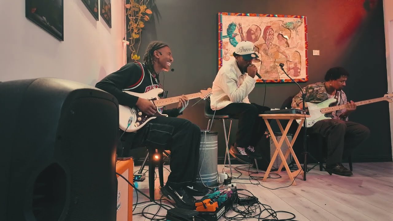 C4RP00L Live at Perri + Ren Gallery | November 14th, 2025