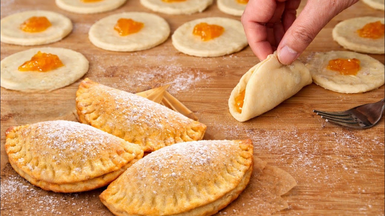 Одно яйцо и один йогурт! Десерт готов за 10 минут! Очень вкусно.