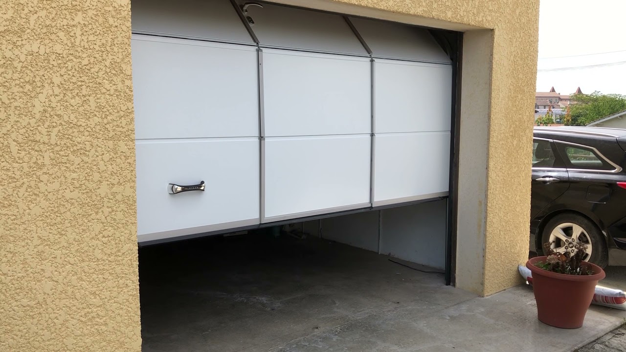 Porte de garage sectionnelle ALUTECH