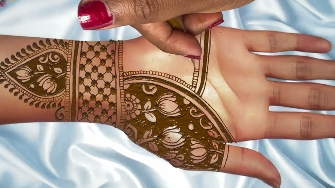 Full Hand Bridal Mehndi Design | Checkered & Floral Henna Art for Wedding