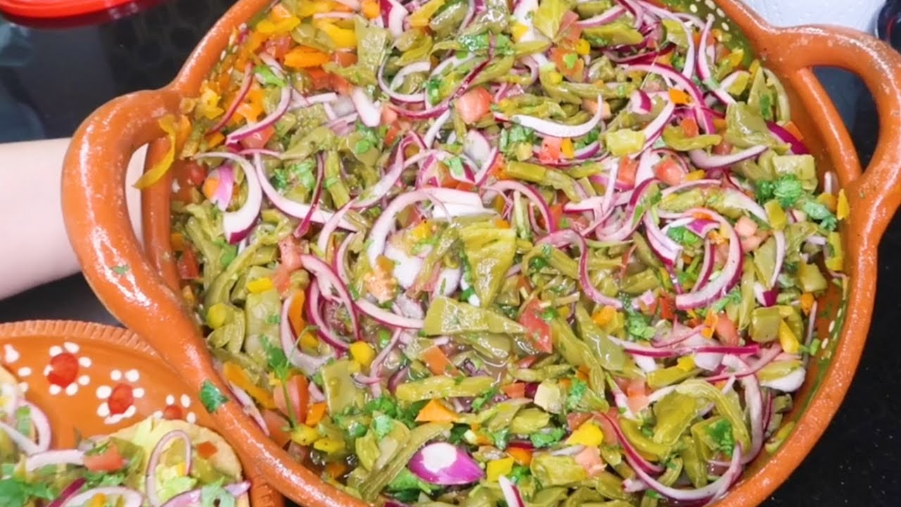 COMO HACER UN DELICIOSO CEVICHE DE NOPALES/ENSALADA DE NOPALES