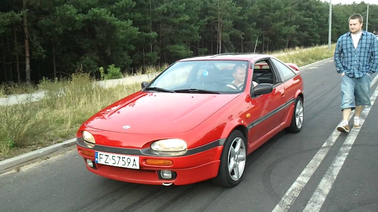 Nissan 100NX vs Honda CRX