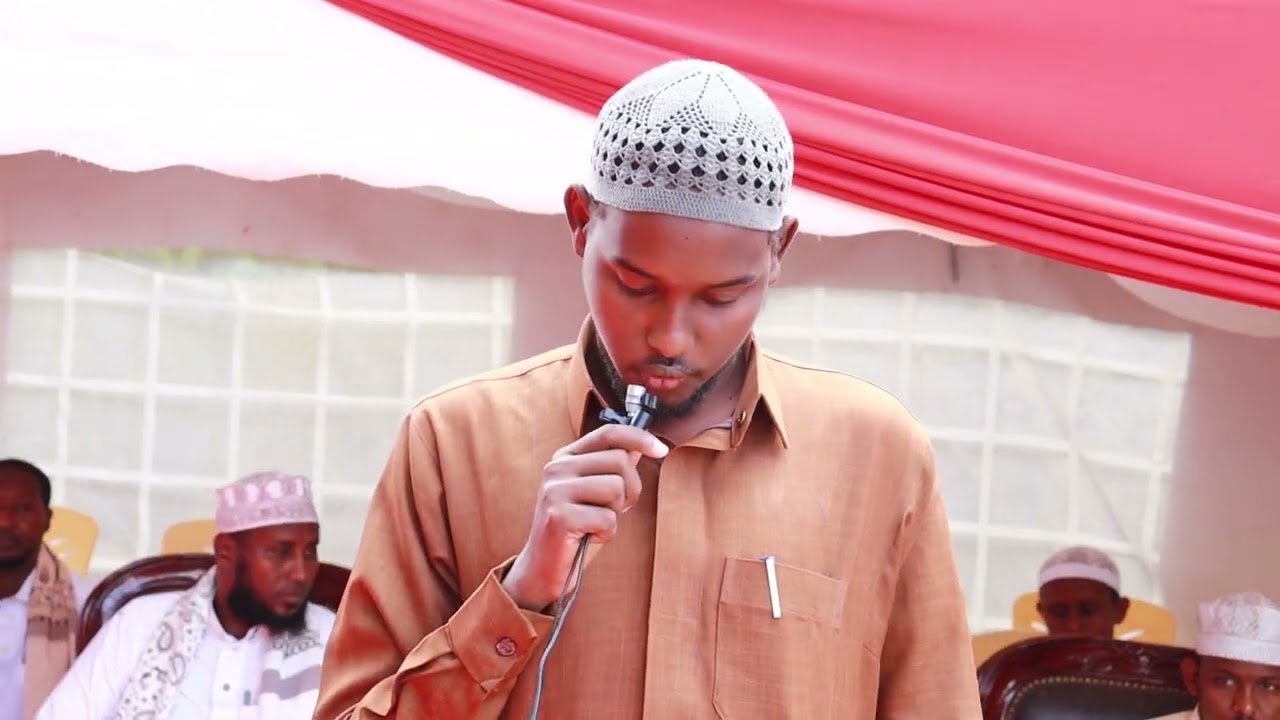 DAAWO:Markaz-ka Arqam Bini Abi Arqam oo Xaflad Qalinjibin ah u qabtay Ardey ka qalinjibisay.