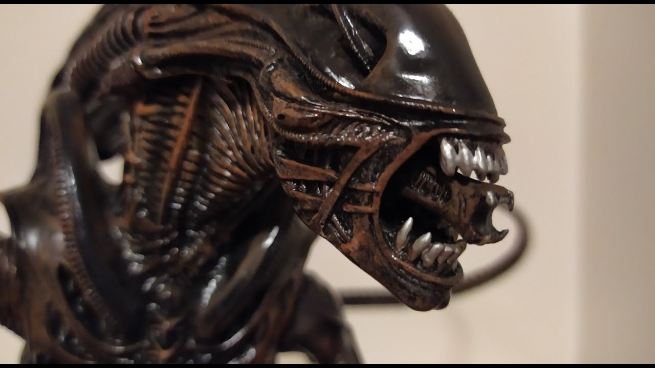 Palisades Aliens Warrior Signature Series Statue 12 in.