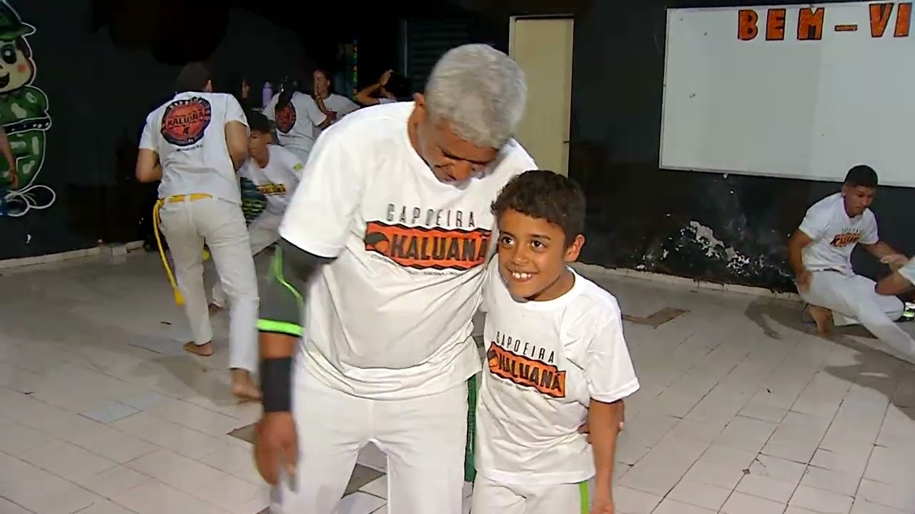 Capoeira como ferramenta de cidadania transforma a vida de jovens em Teresina