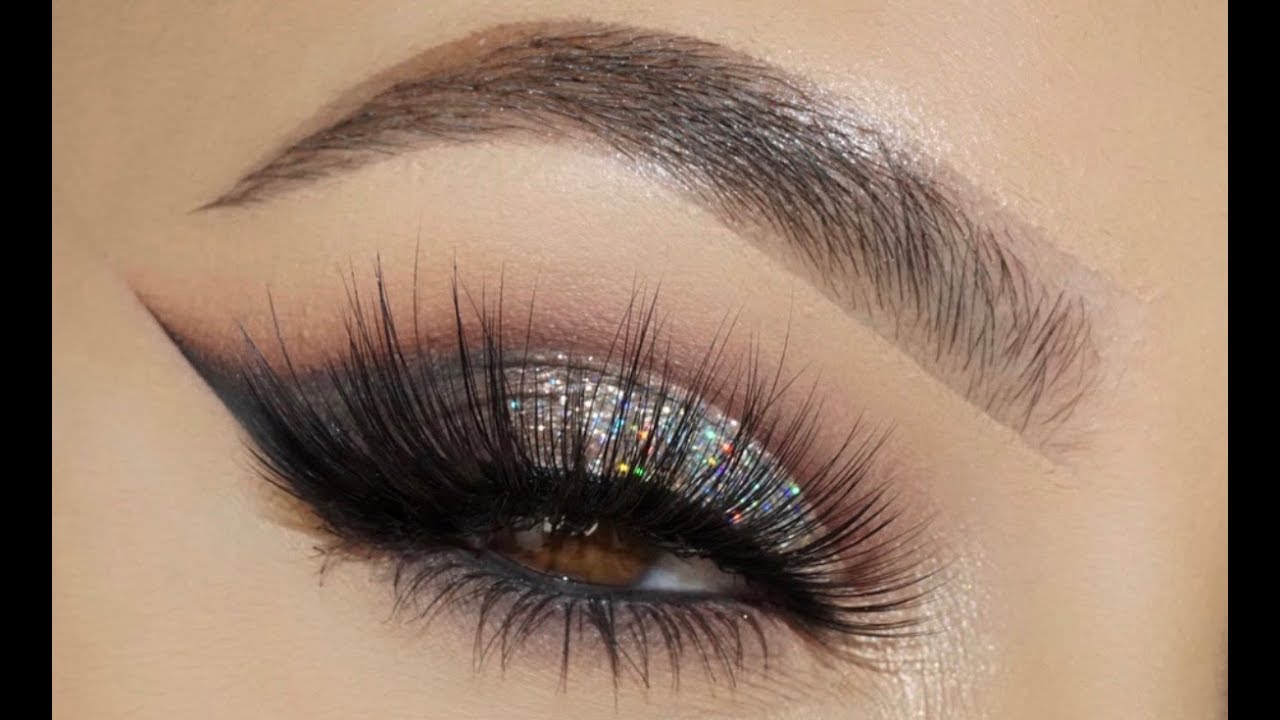 BLACK & SILVER SMOKEY EYE MAKEUP TUTORIAL