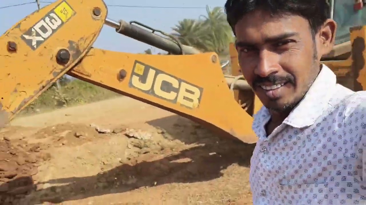 आज दत्ता चेंज हो रहा है 😀 साथ में बन रहा है मुर्गा 