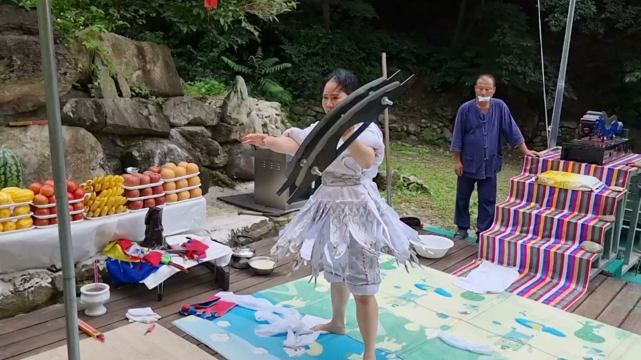 #연화궁마마대신 #천상백마작두장군#작두타기#용작두