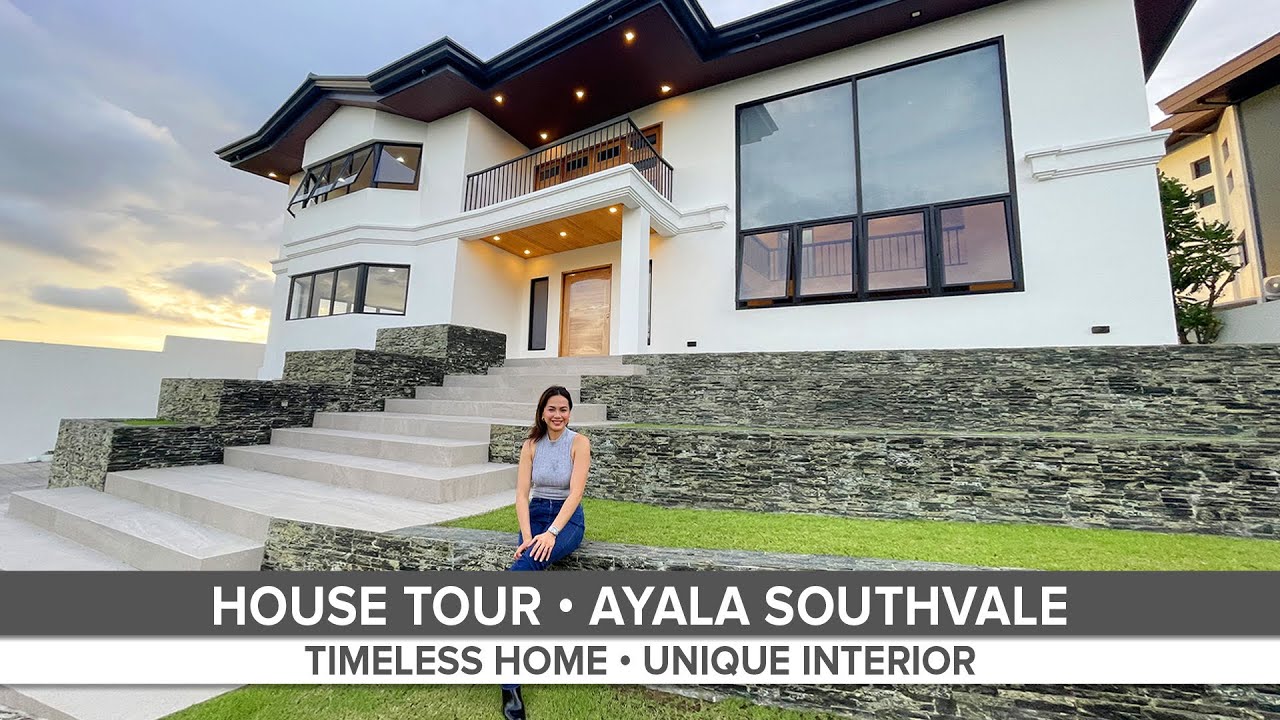 House Tour 111 &bull; Touring this Massive Timeless Property with Unique Interior Design