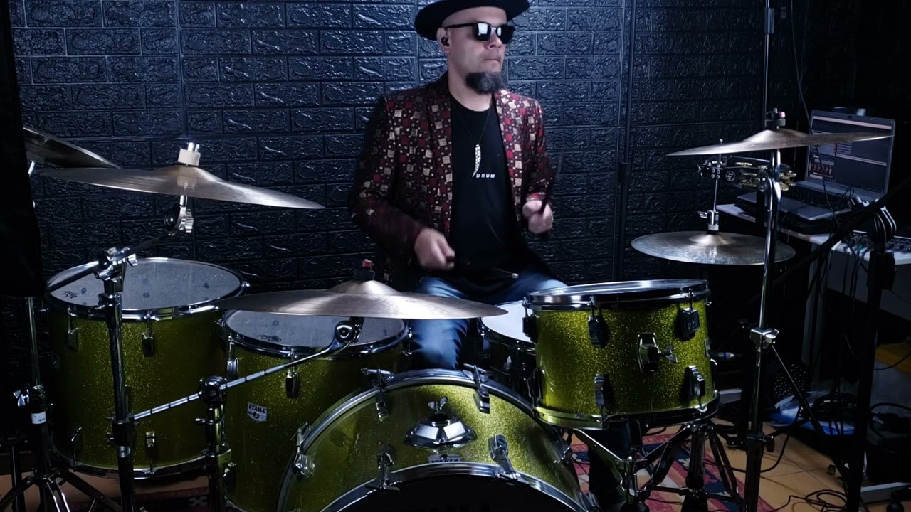 I'm Tore Down - Freddie King - Drum Cover Carlos Groove