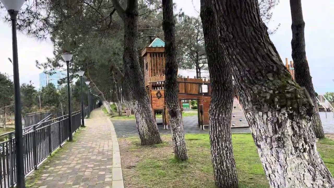 Прогулка по набережной города Кобулети и мои наблюдения о жизни в Грузии