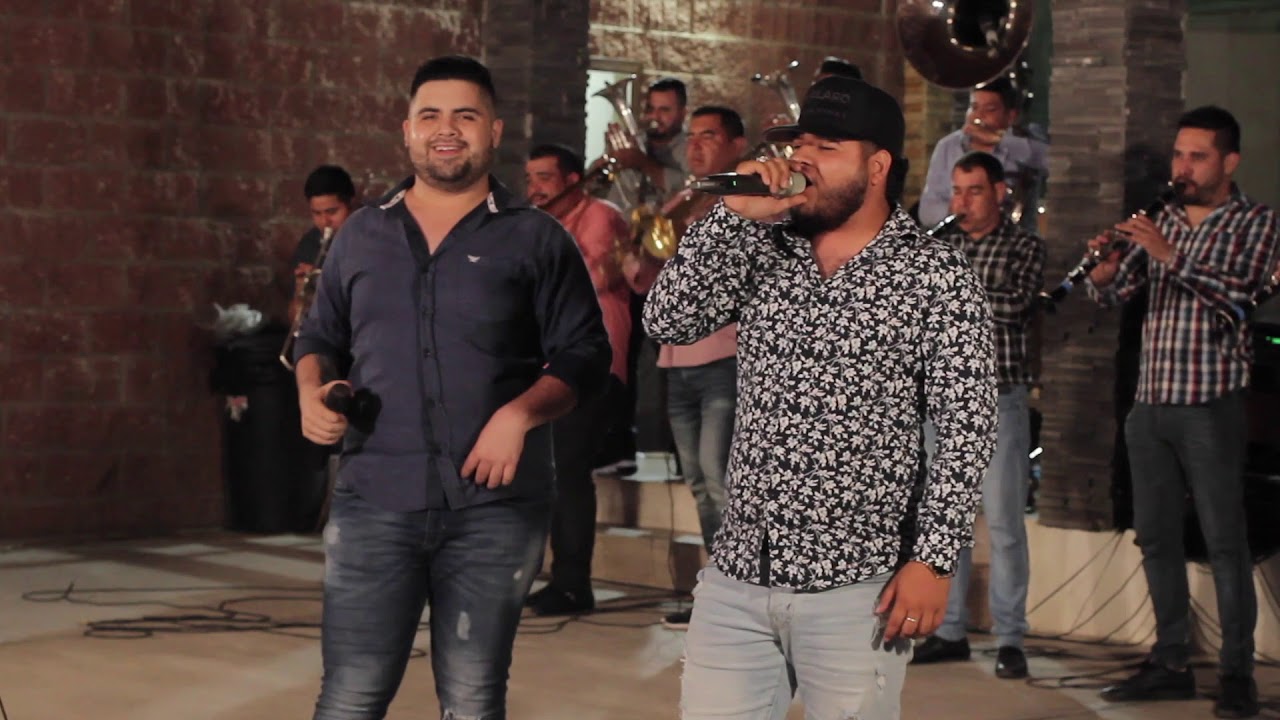 SUSPIROS - BANDA CORONA DEL REY