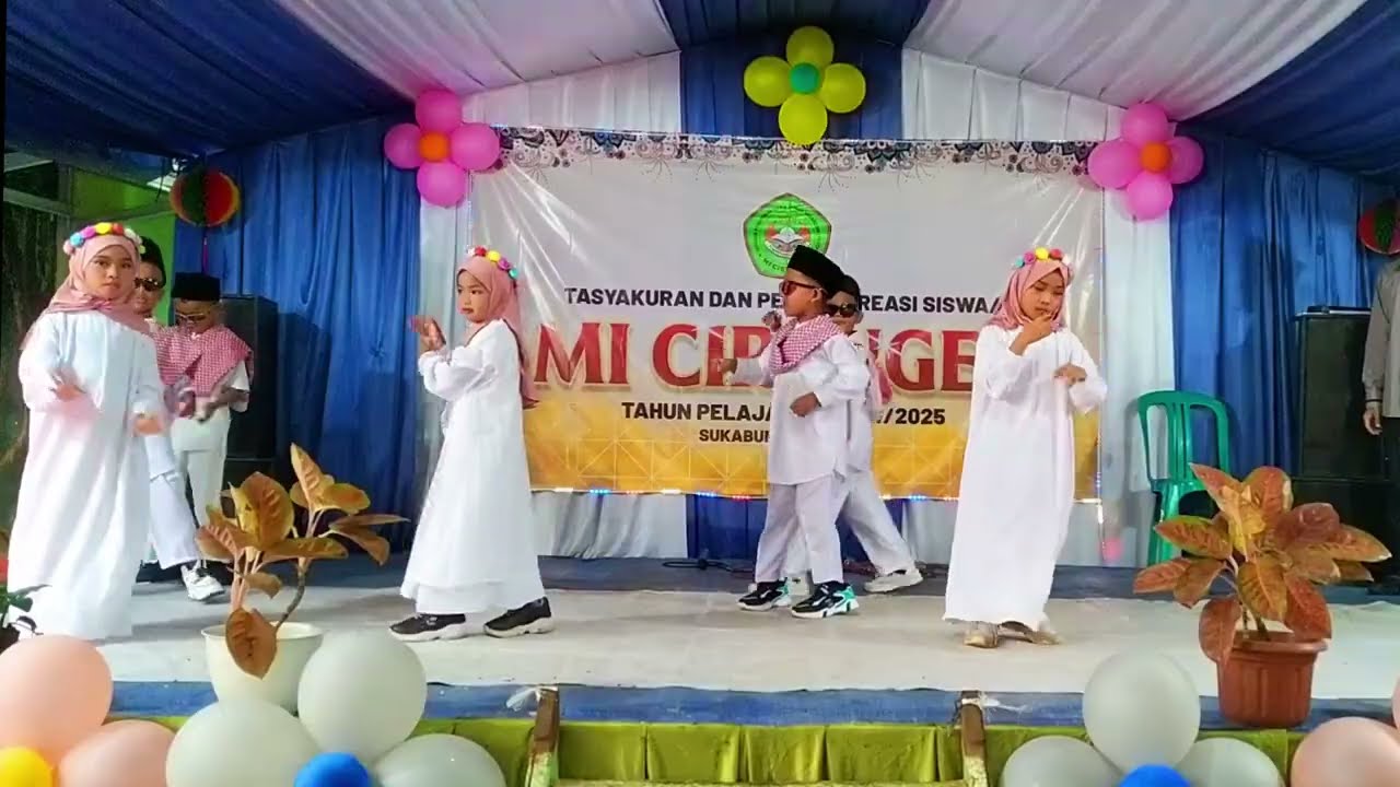 GERAK TARI ANAK ISLAMI  LAGU RAMADHAN TIBA Tasyakuran Pentas Seni Sederhana Meriah MI Cirenged 2025