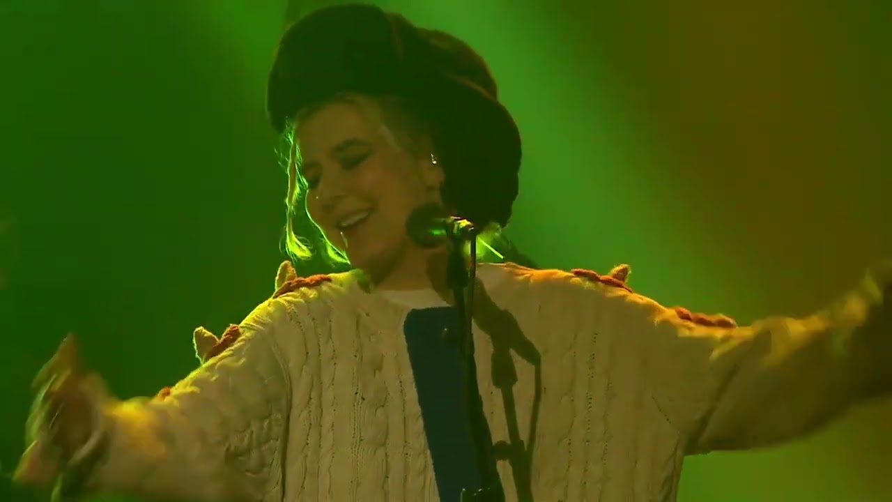 Of Monsters and Men - Live from Aldrei fór ég suður