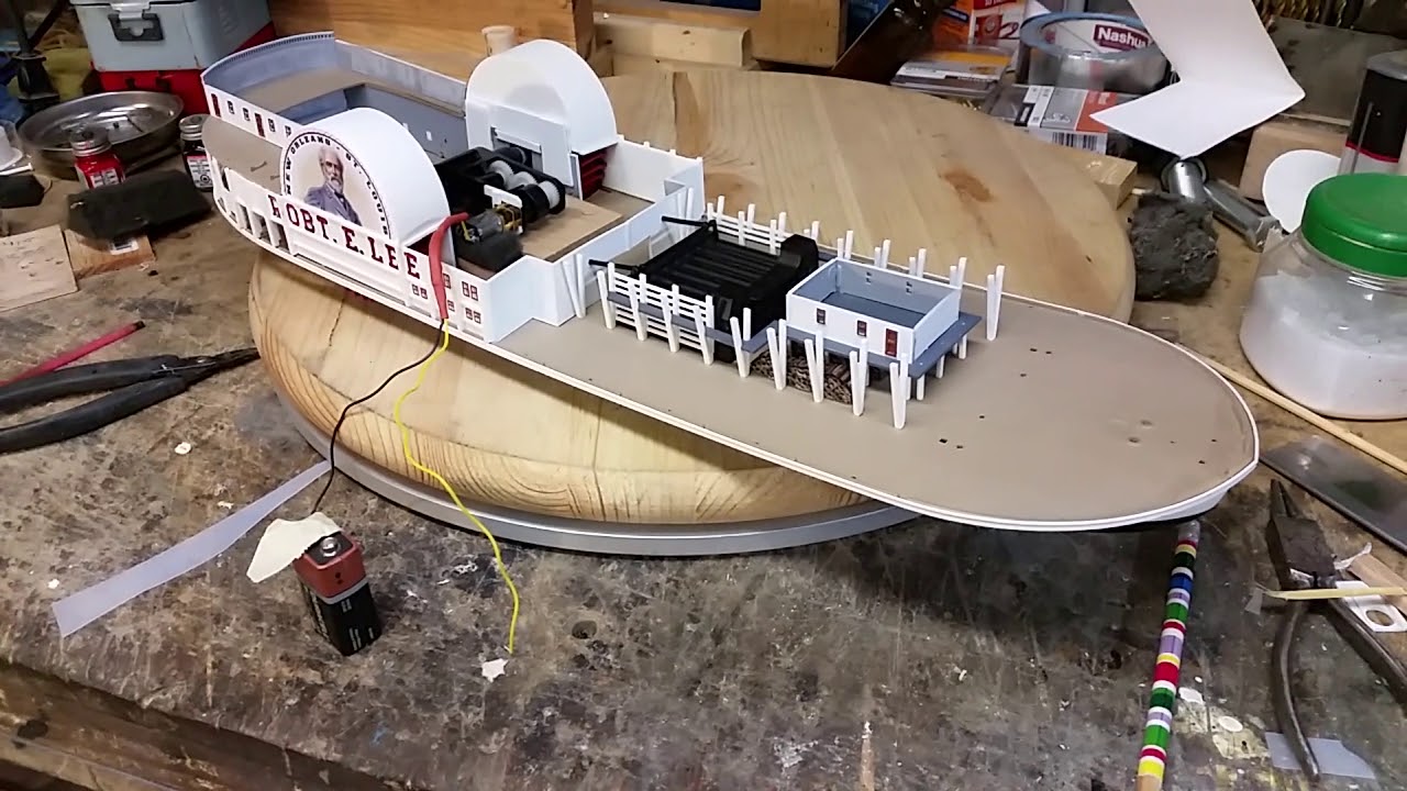 Pyro Lindberg Robert E Lee Steamboat Model Kit Progress Part 1