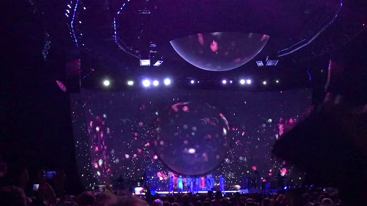 Ariana Grande - Be Alright, Sweetener, Successful - London 17/08/2019