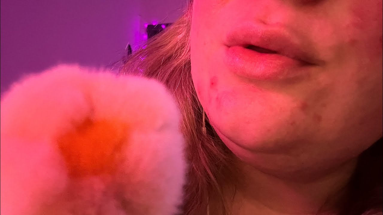 ASMR | Close Up Gum Chewing & Camera Brushing 💖