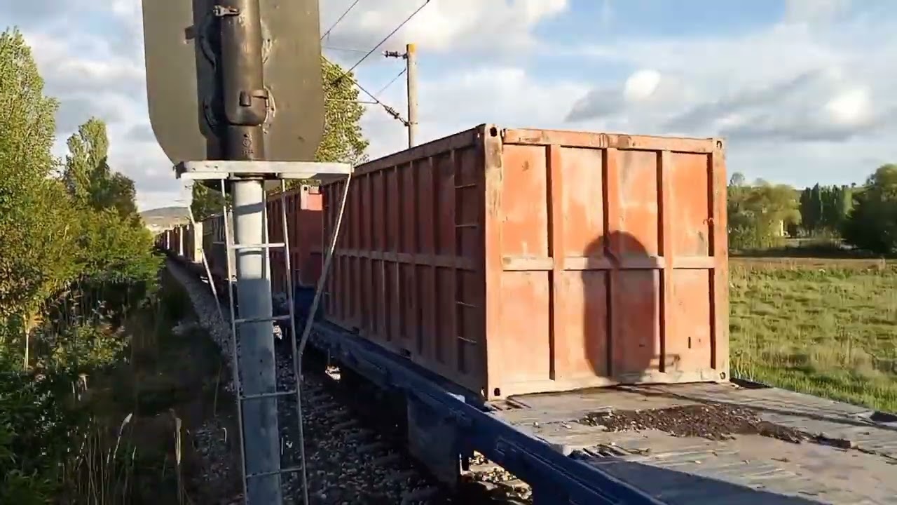 DE 24 347 & E 68 037 ve Stadler HB 83 503