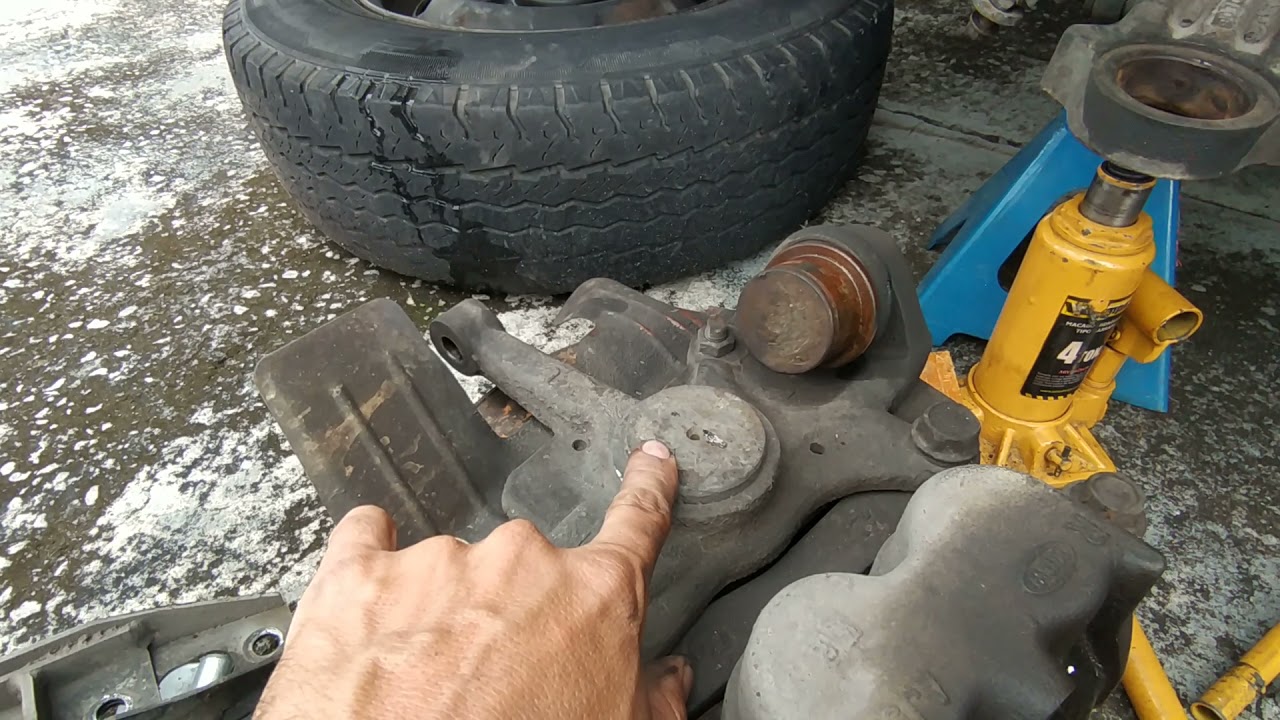 trocando bandejas Kia besta gs 1° parte.