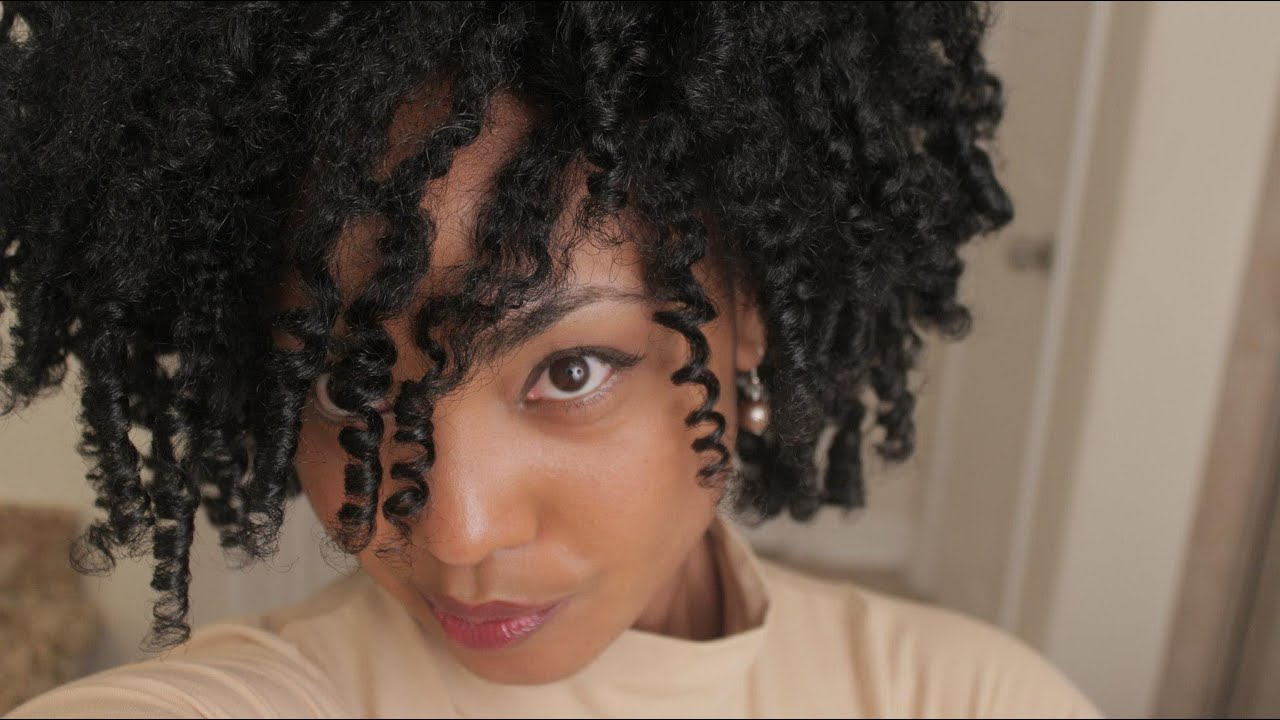 Curly Twist Out Tutorial: Heart-Shaped Hair for Valentine's Day