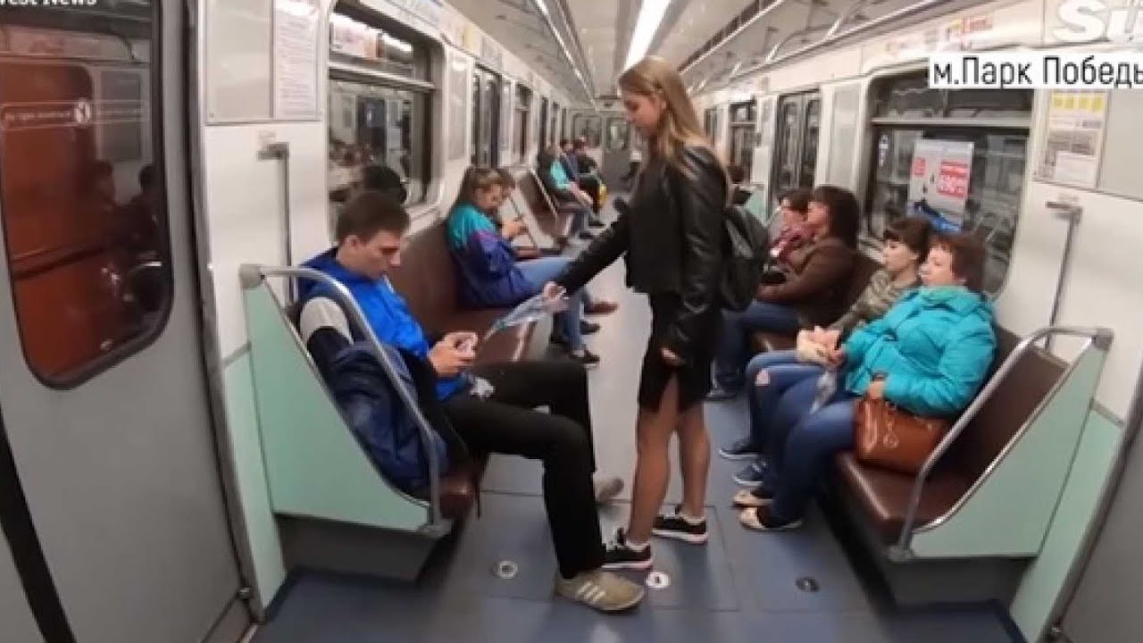 Woman Defeats 'Manspreading' By Assaulting People With Bleach