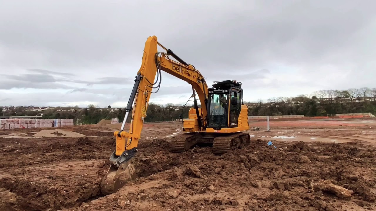 KW Bell Group JCB140X LC on site in Chepstow
