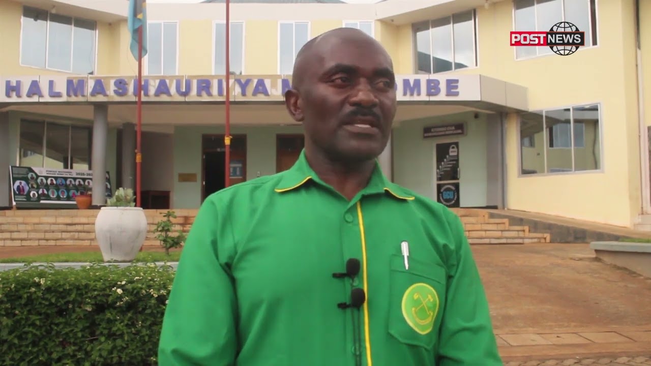 ZIARA YA KAMATI  YA SIASA  HALMASHAURI YA MJI NJOMBE MWENYEKITI HALMASHAURI  BW.MPETE  ATOA NENO