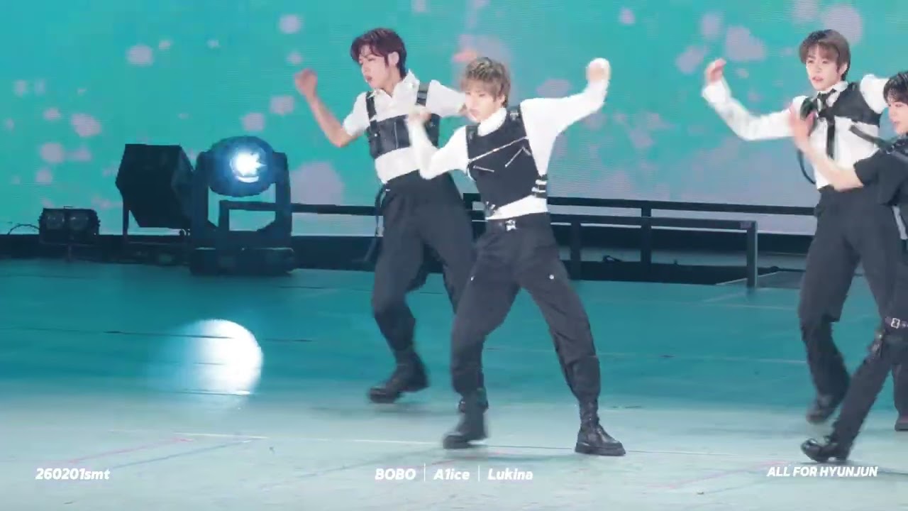 SMTOWN Fukuoka (Day2) SMTR25 현준 HYUNJUN ‘소 같은 너 (Love like Oxygen)’ FANCAM