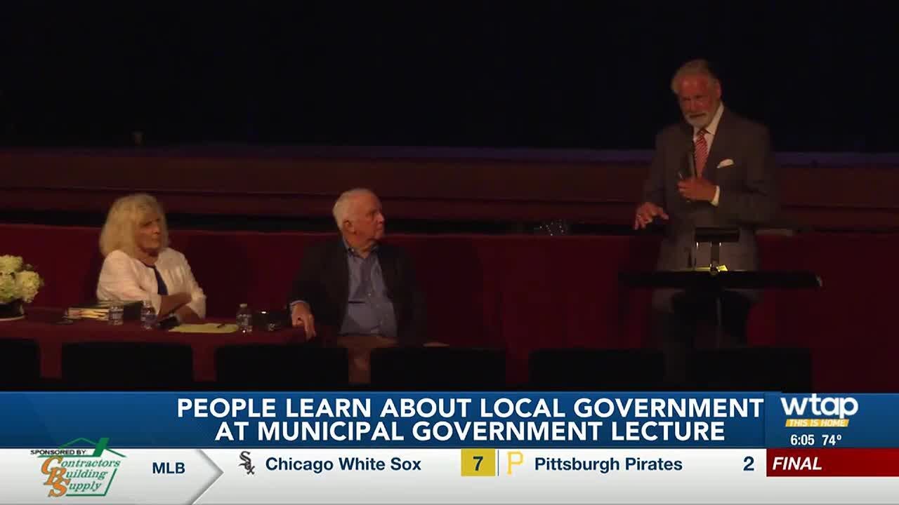 People learn about local government through Municipal Government Lecture