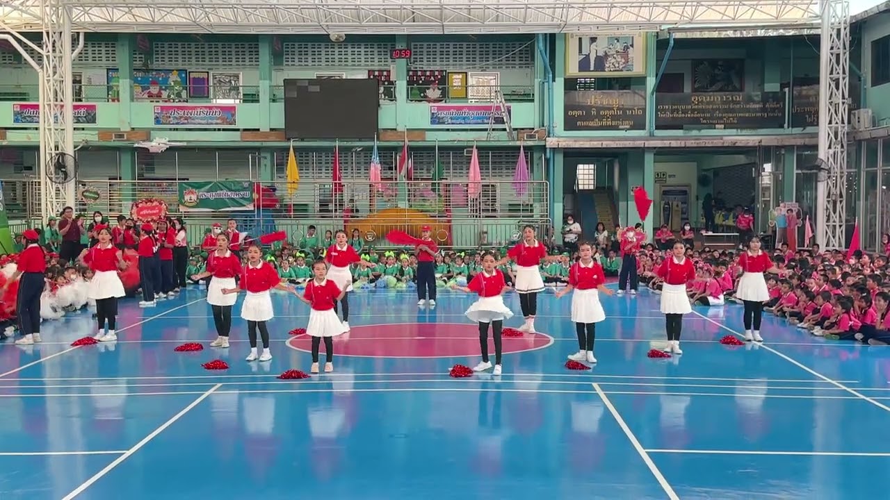 เชียร์ลีดเดอร์ตระกูลศรีปากน้ำ