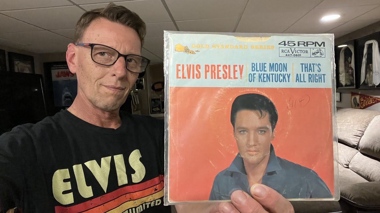 Elvis Presley Gold Standard Series 45 Record Collection. The King&rsquo;s Court