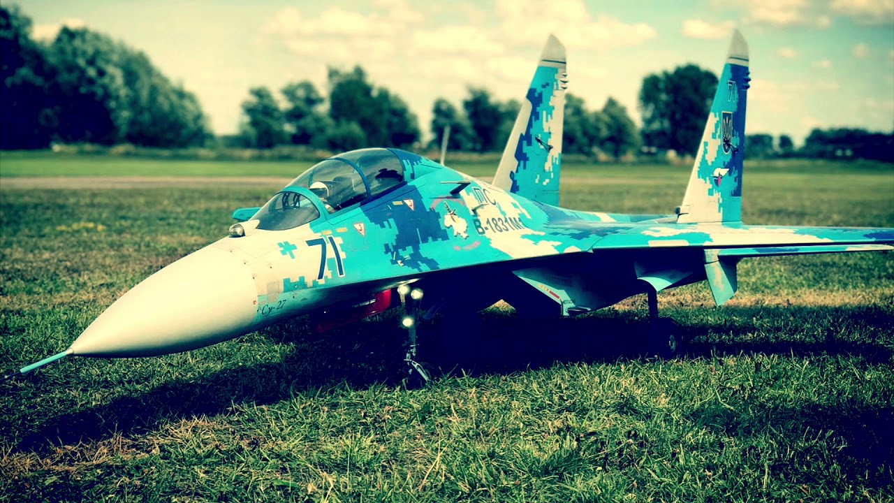 CARF Models SU27 piloted by Frank Westerholt