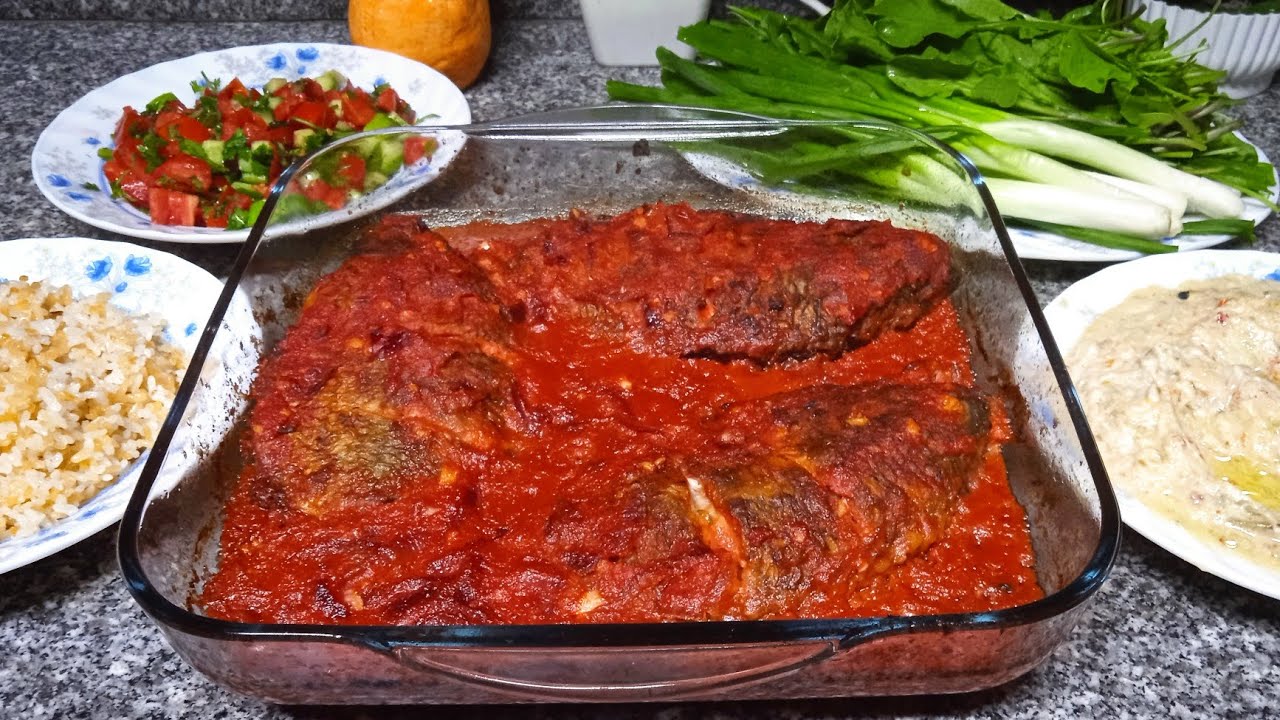 صينية سمك بلطي بالصلصه ع طريقه جدتي حاجه كده من روايح الزمن الجميل تستاهل انكوا تجربوها-هنا صلاح