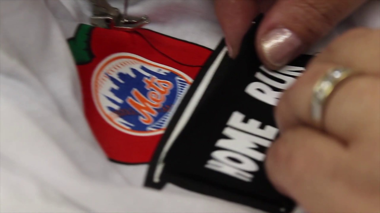 THE 7 LINE METS HR APPLE POCKET T-SHIRT