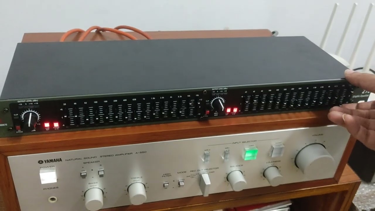 Dbx equalizer  215