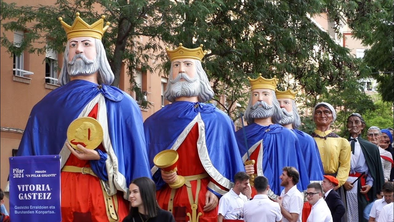 Fiestas del Pilar Zaragoza 2024 pasacalles pregón